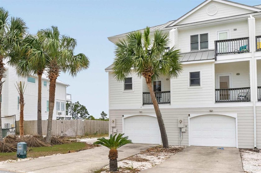 Corner Townhome with Gulf &amp; Bay Views on the West End of Perdido - photo 5