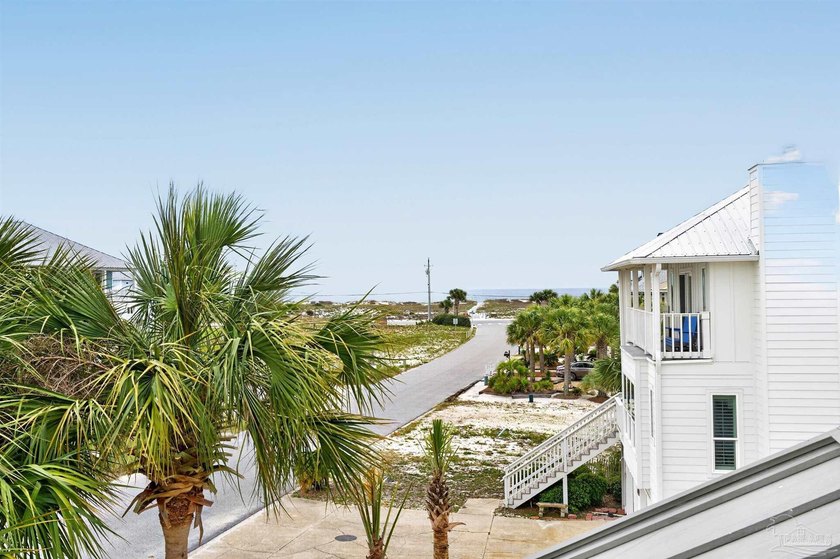 Corner Townhome with Gulf &amp; Bay Views on the West End of Perdido - photo 6