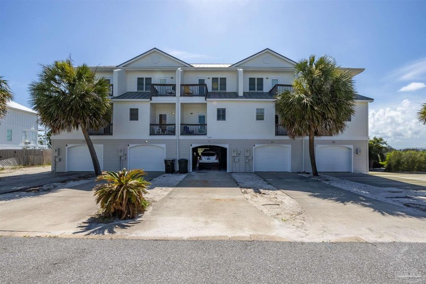 Corner Townhome with Gulf &amp; Bay Views on the West End of Perdido - photo 8