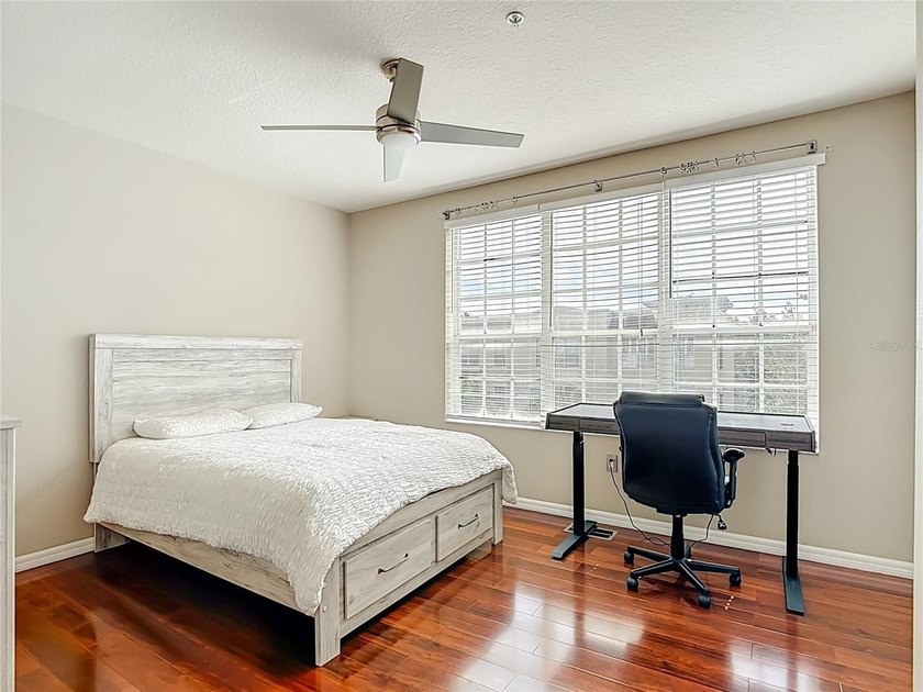GATED TOWNHOME close to BAYSHORE BLVD, 3 Bed/2Full Baths /2Half - photo 12