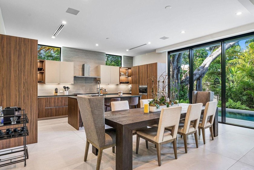 Located in the coveted area of Port La Mar in East Boca Raton - photo 19