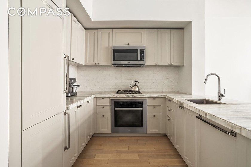 *Thoughtfully designed by renowned Australian architect and - photo 3