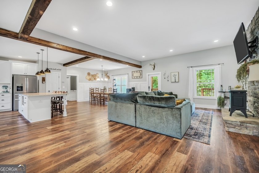 A rare find in Monticello, GA!! Situated on 1.22 beautifully - photo 25