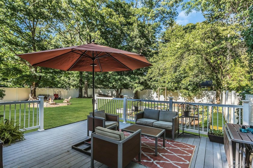 Welcome home to this beautiful 3/4 bedroom Cape Cod . The 4th - photo 25