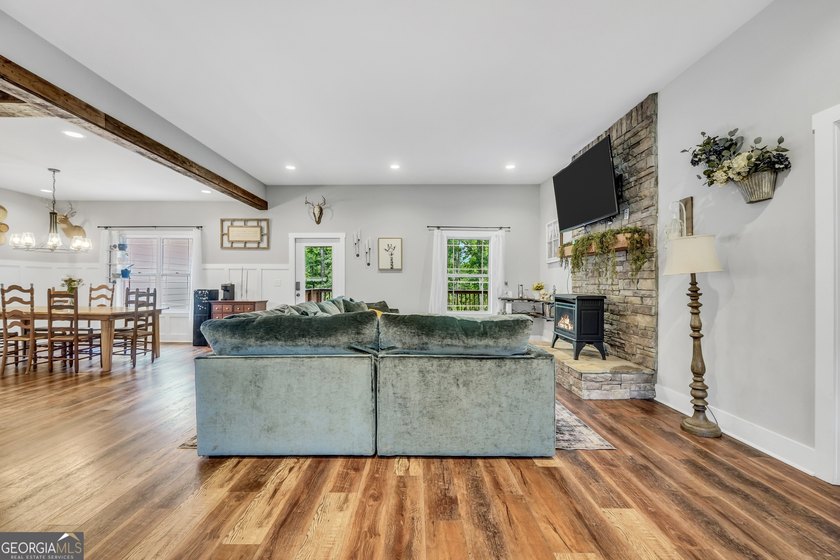 A rare find in Monticello, GA!! Situated on 1.22 beautifully - photo 32