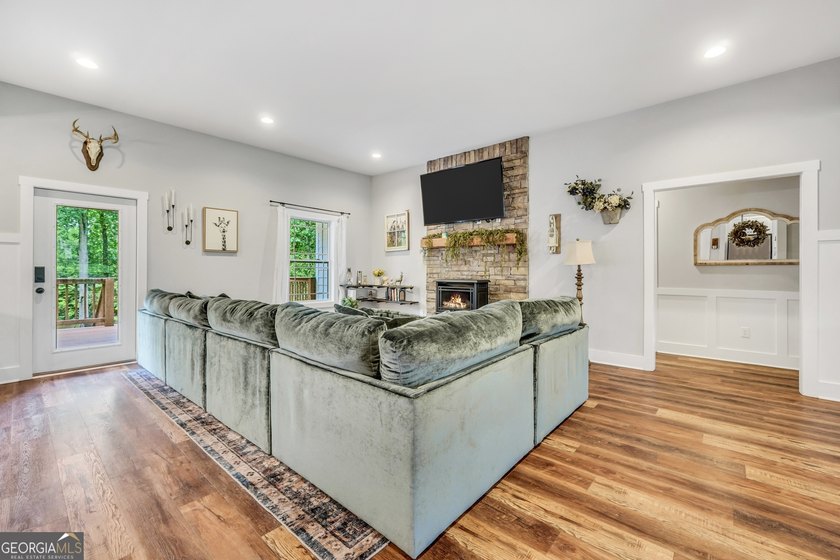 A rare find in Monticello, GA!! Situated on 1.22 beautifully - photo 33