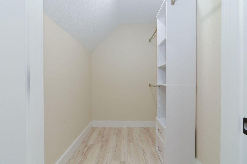 Brand new build in beautiful Cape Fair! This modern home - photo 19