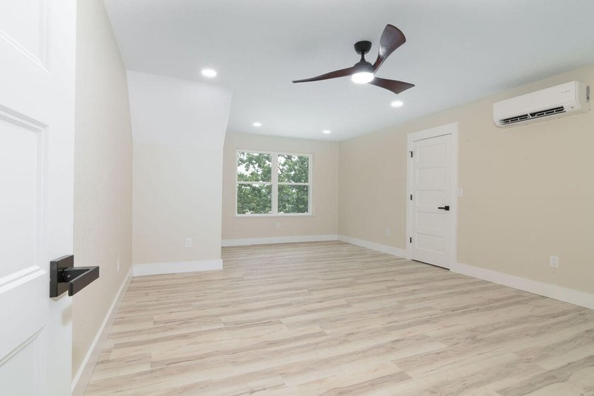 Brand new build in beautiful Cape Fair! This modern home - photo 23