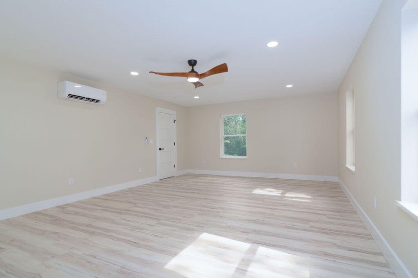 Brand new build in beautiful Cape Fair! This modern home - photo 33
