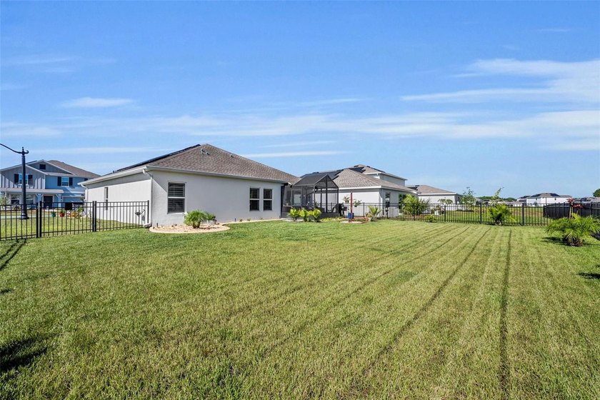 Better than new, furnished, and full of upgrades! Enjoy LOW HOA - photo 35