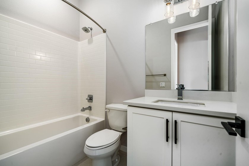 Welcome to 42787 Rachel Court, a contemporary desert retreat - photo 36