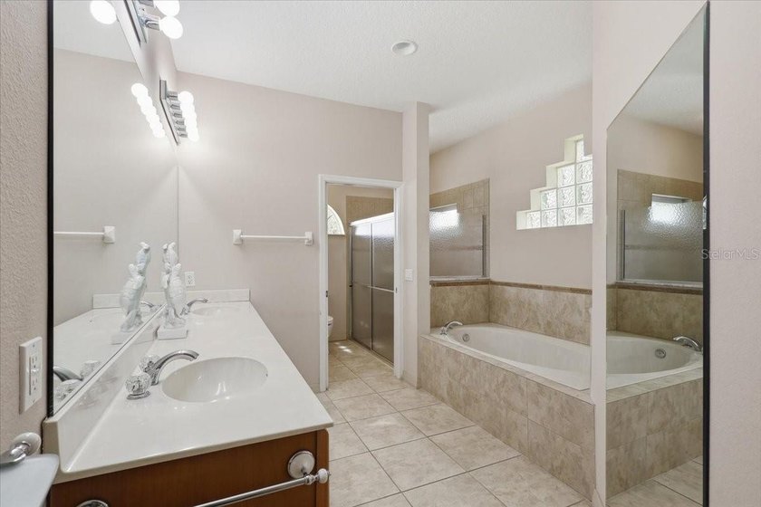 Step into comfort and style in this beautifully designed - photo 36