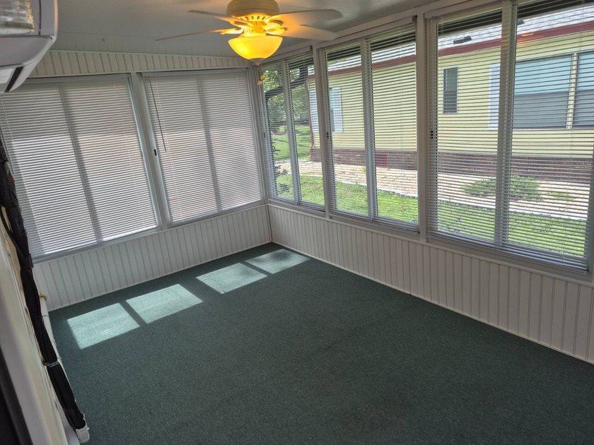 WELCOME TO FABULOUS TARA WOODS! THIS HOME OFFERS IT ALL. NICE - photo 10