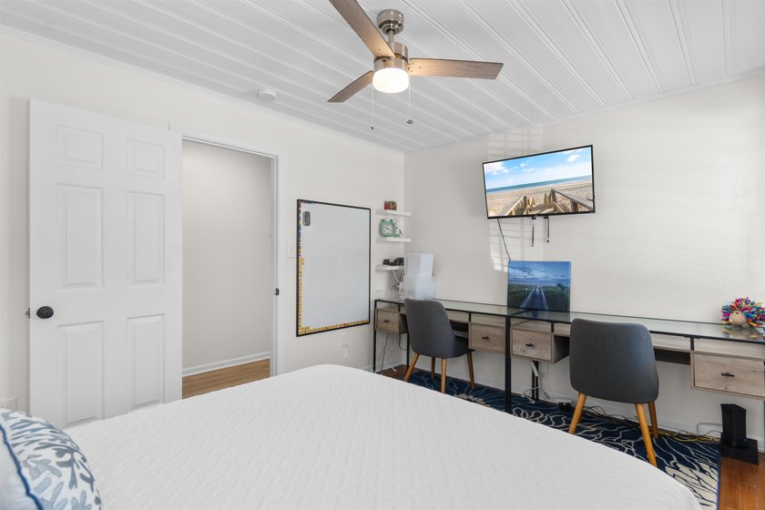 Your quintessential coastal retreat awaits. This immaculate - photo 29