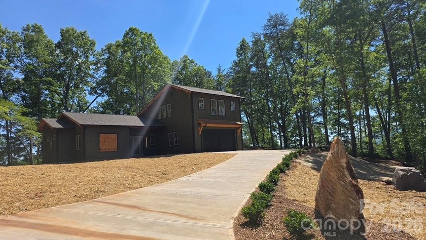 Architectural Masterpiece in Lake Lure - Where Luxury Meets - photo 5