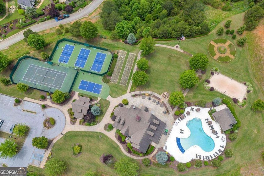 Welcome to an exceptional opportunity to build your dream home - photo 7