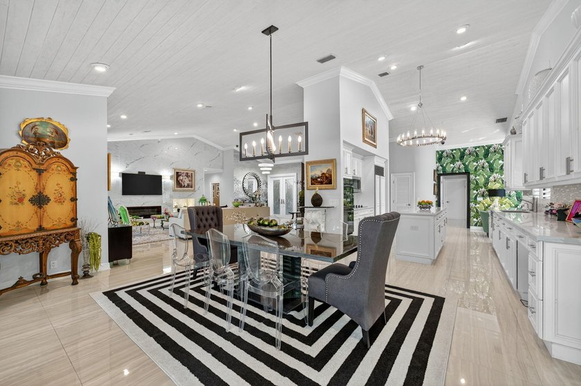 Welcome to this beautiful 4-bedroom, 4-bath residence in Boca - photo 15