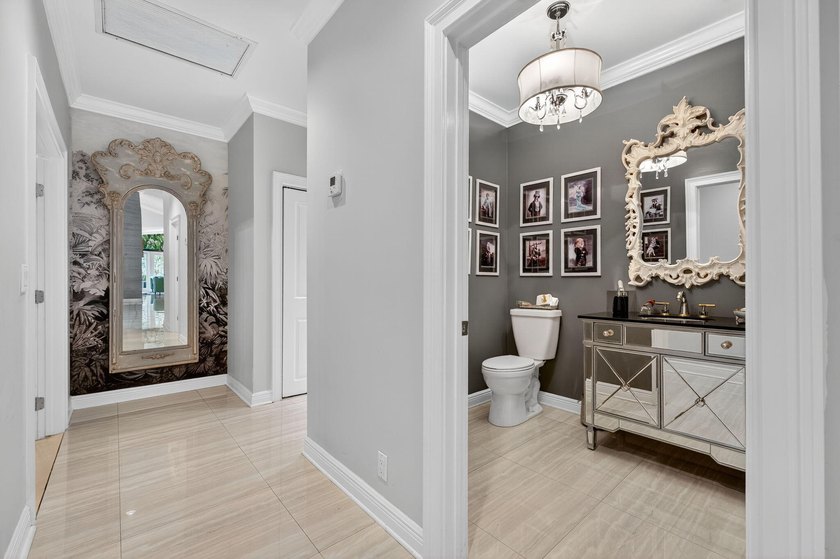 Welcome to this beautiful 4-bedroom, 4-bath residence in Boca - photo 25