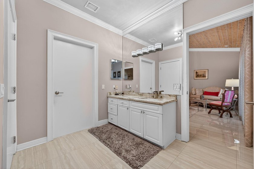 Welcome to this beautiful 4-bedroom, 4-bath residence in Boca - photo 31