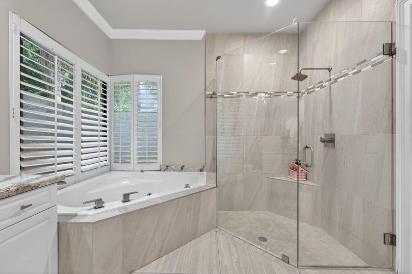 Welcome to this beautiful 4-bedroom, 4-bath residence in Boca - photo 38