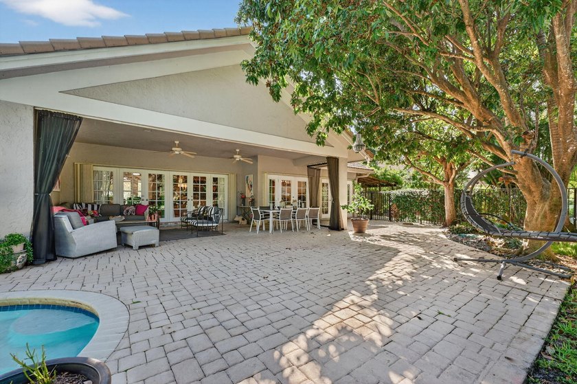 Welcome to this beautiful 4-bedroom, 4-bath residence in Boca - photo 53