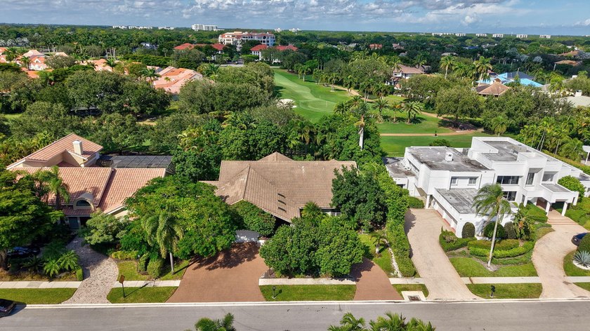Welcome to this beautiful 4-bedroom, 4-bath residence in Boca - photo 60