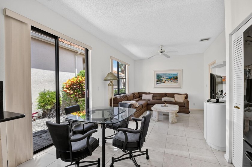 Welcome to this charming 3-bedroom, 2-bathroom single-story - photo 18