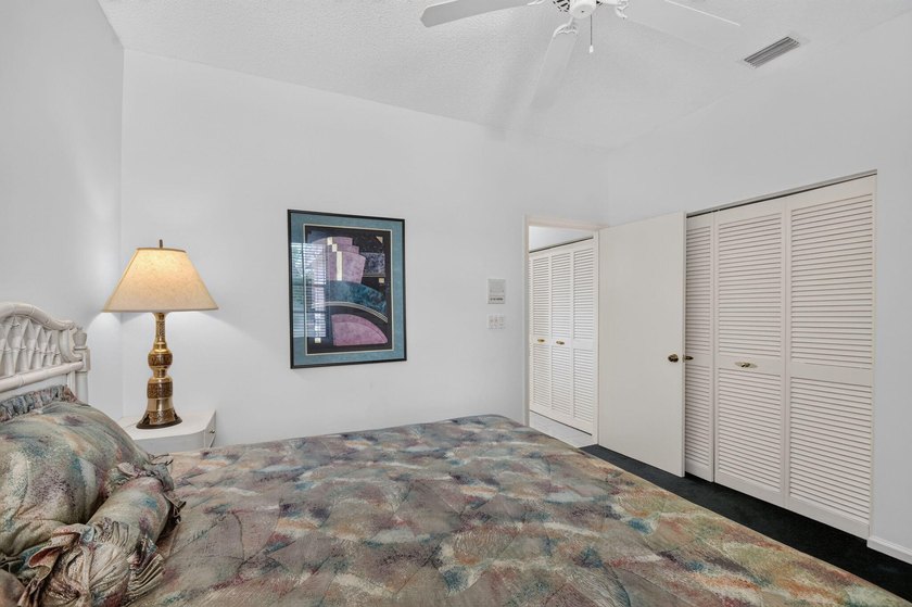 Welcome to this charming 3-bedroom, 2-bathroom single-story - photo 36