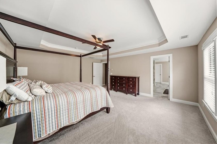 Talk about a hidden gem, nestled in a quiet neighborhood in a - photo 43