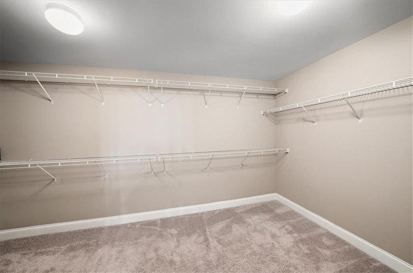 Talk about a hidden gem, nestled in a quiet neighborhood in a - photo 49