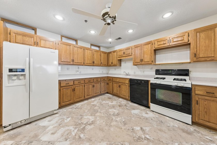 Discover a sophisticated sanctuary offering single-family - photo 12