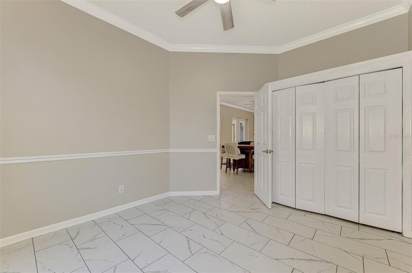 WOODMERE LAKES - UPGRADED 4 BEDROOM + DEN POOL HOME WITH 2022 - photo 50