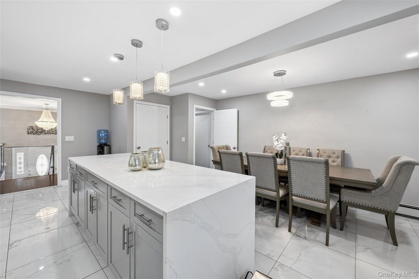 Looking for a Turn-Key Ready, stunning, and spacious home for an - photo 14