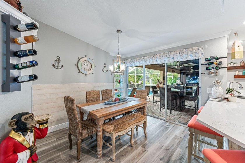 SHORT SALE POOL home off Surfside Blvd in the desirable - photo 18
