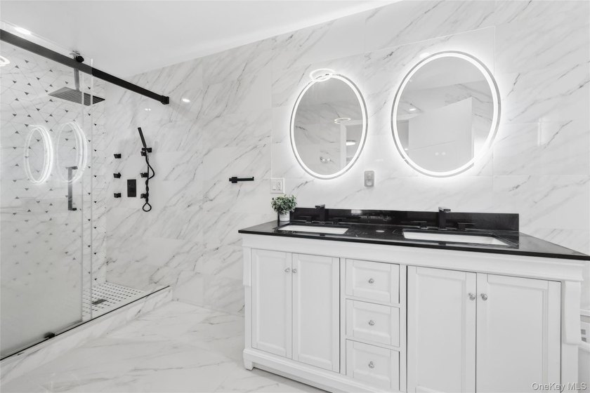 Looking for a Turn-Key Ready, stunning, and spacious home for an - photo 22