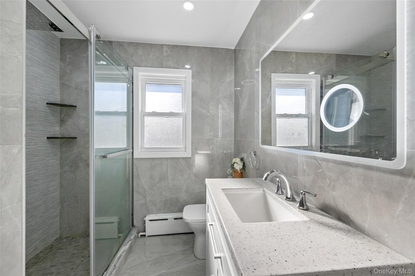 Looking for a Turn-Key Ready, stunning, and spacious home for an - photo 26