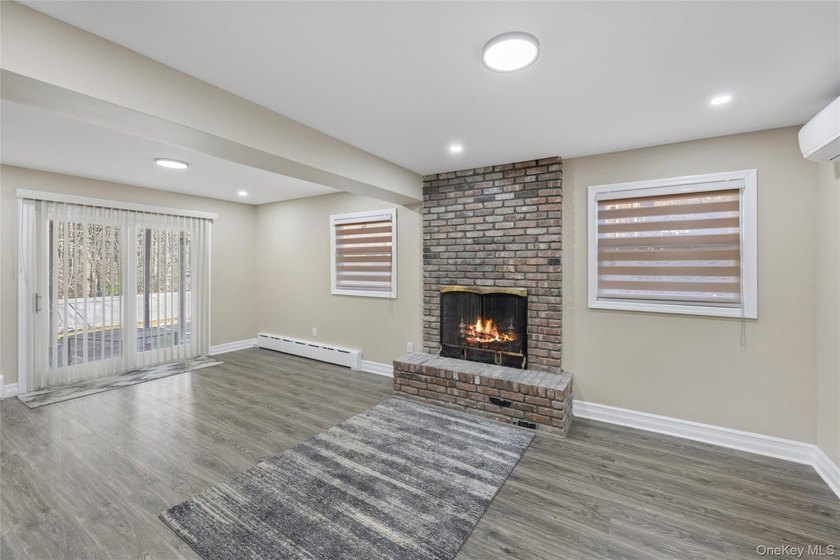 Looking for a Turn-Key Ready, stunning, and spacious home for an - photo 28