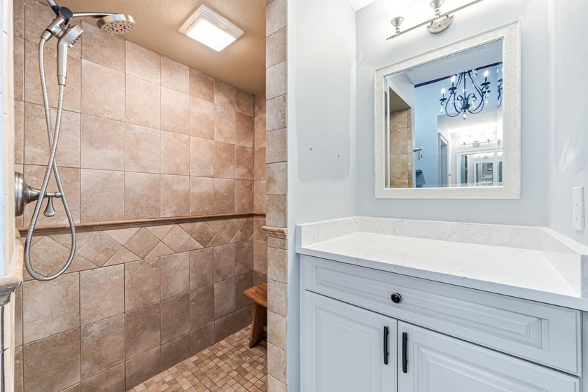 SHORT SALE POOL home off Surfside Blvd in the desirable - photo 30