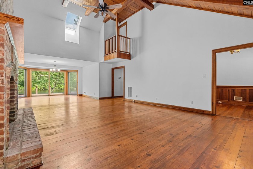 Capture the essence of peaceful, rustic luxury with this 10-acre - photo 15