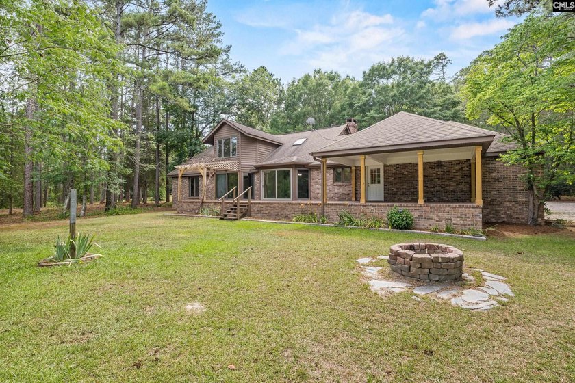 Capture the essence of peaceful, rustic luxury with this 10-acre - photo 32