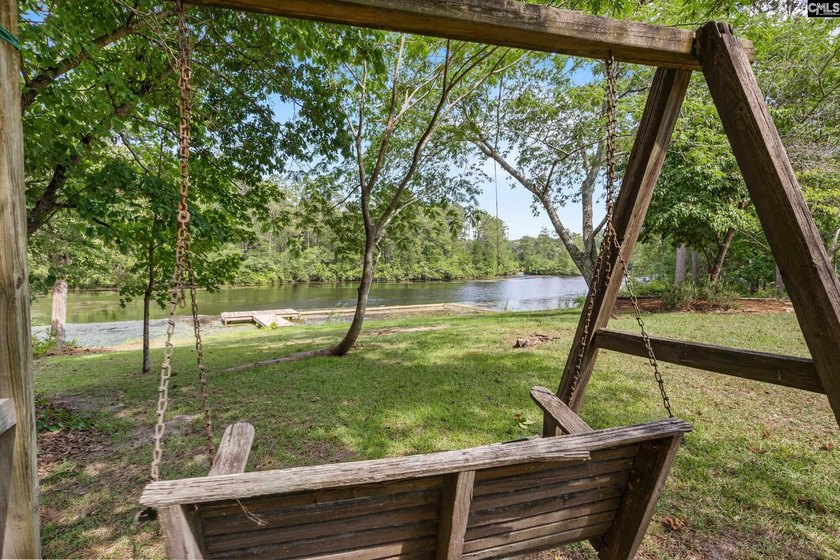 Capture the essence of peaceful, rustic luxury with this 10-acre - photo 34