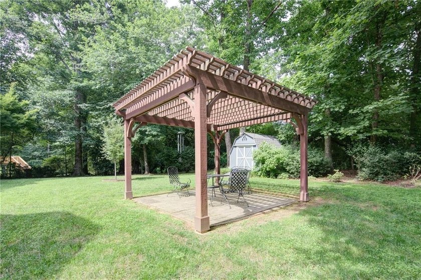 Welcome to #6580 Remington Drive in Cumming, a beautifully - photo 33