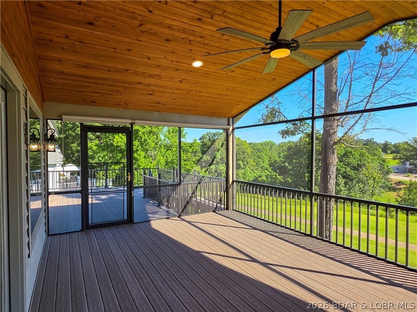 Pride of ownership is evident throughout this updated, 3-bed - photo 15