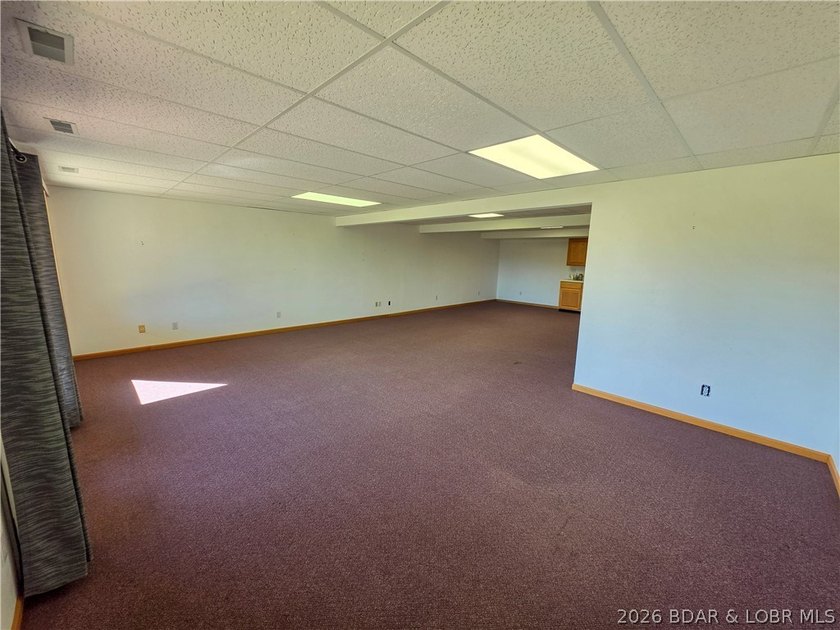 Pride of ownership is evident throughout this updated, 3-bed - photo 40