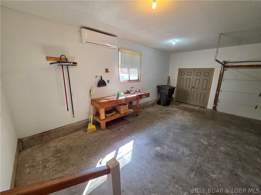 Pride of ownership is evident throughout this updated, 3-bed - photo 45