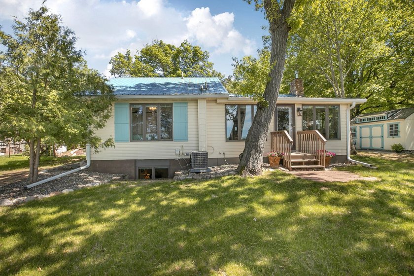 Live, work, play. Do it all here from your new home on Bass Lake - photo 8