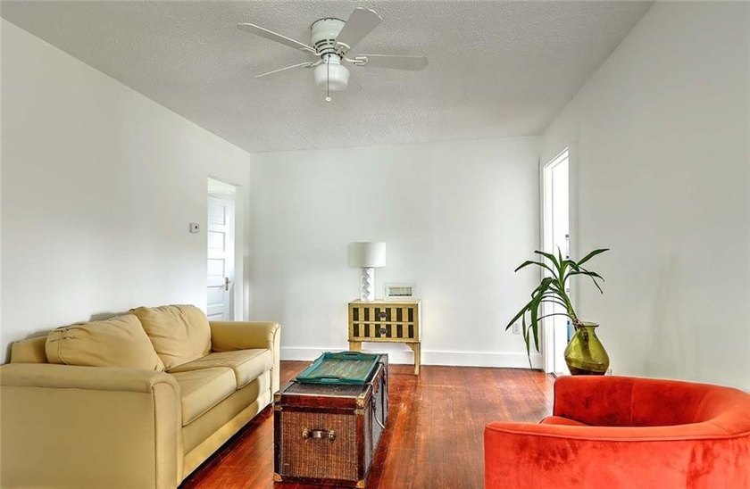 Welcome to this charming Riverside cottage, ideally located - photo 14
