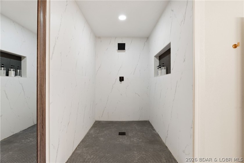 Lakefront living on 2 private acres at the 8MM near Laurie! - photo 30