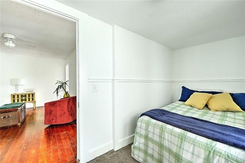 Welcome to this charming Riverside cottage, ideally located - photo 35
