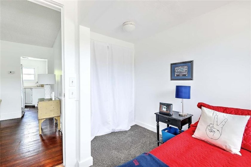 Welcome to this charming Riverside cottage, ideally located - photo 38
